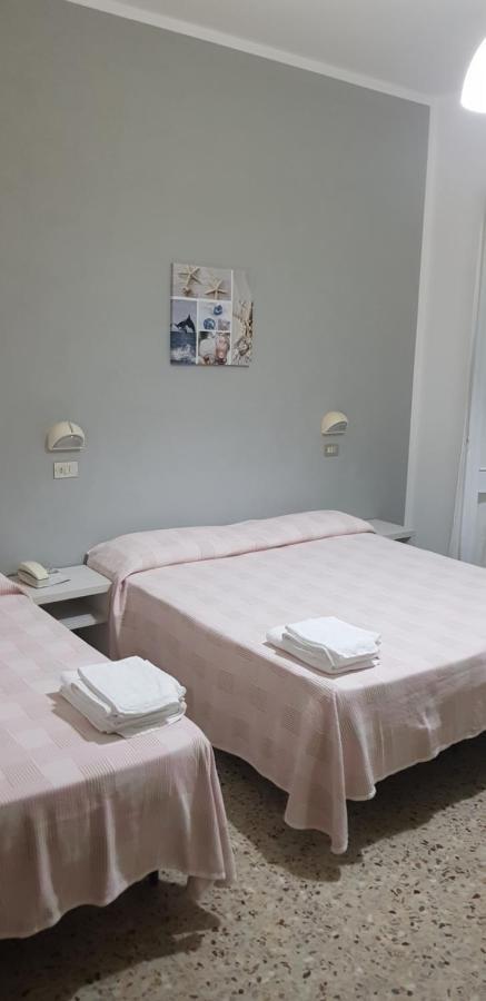 Hotel Villa Alberta B&B Cesenatico Extérieur photo