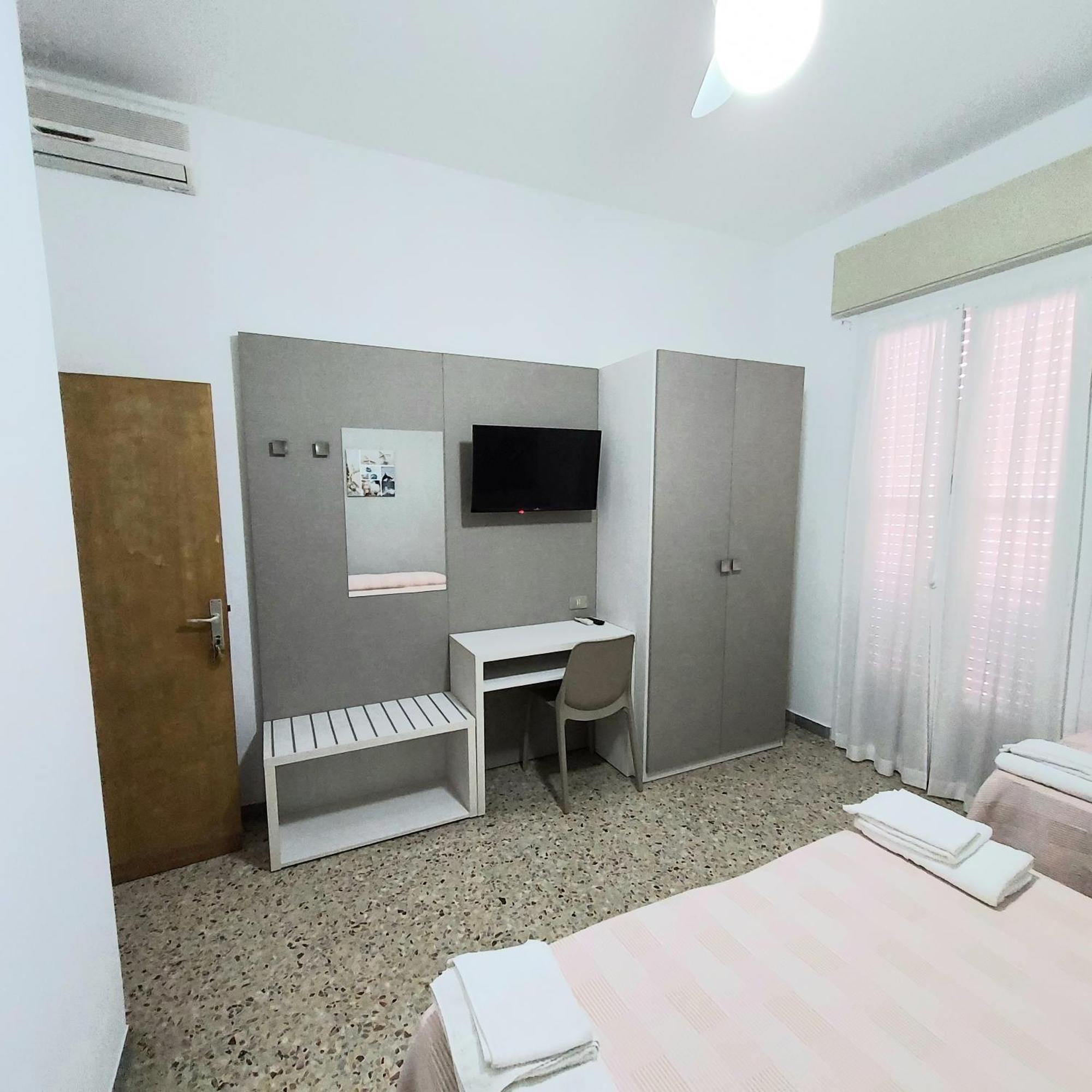 Hotel Villa Alberta B&B Cesenatico Chambre photo